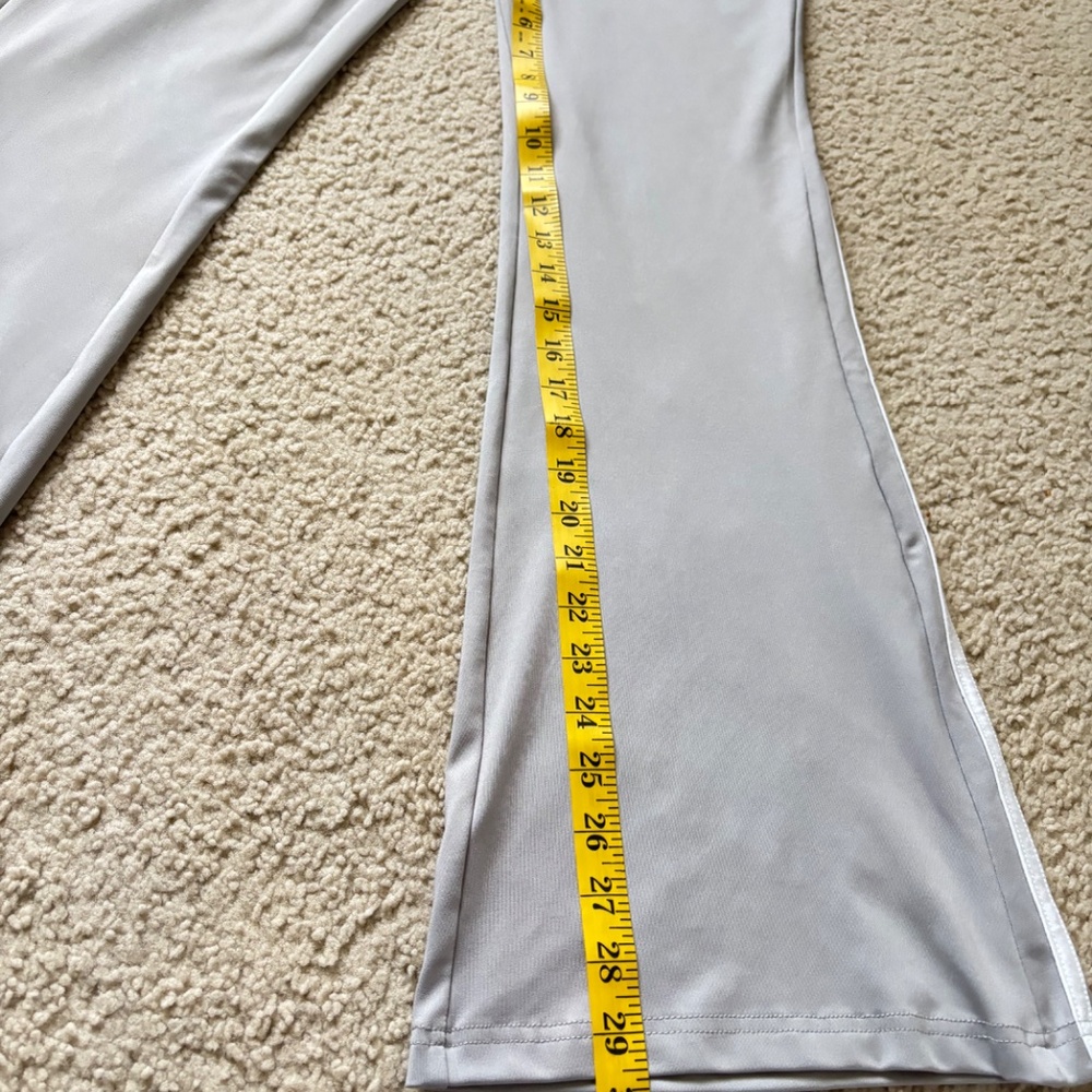 New York Active Contrast Side Stripe Flare Pants Regular Grey size medium NWOT - Picture 12 of 15